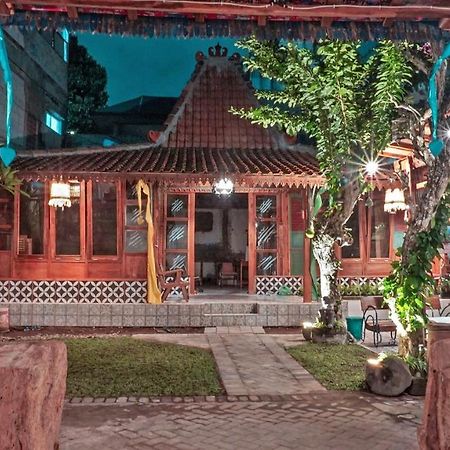 Budarno Homestay Kejayan Zewnętrze zdjęcie