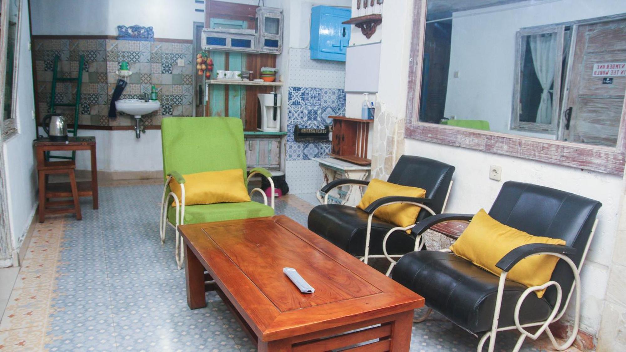Budarno Homestay Kejayan Pokój zdjęcie